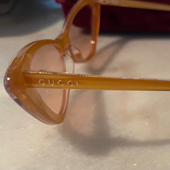 AUTHENTIC GUCCI Yellow Cat Eye Sunglasses - Picture 4 of 5